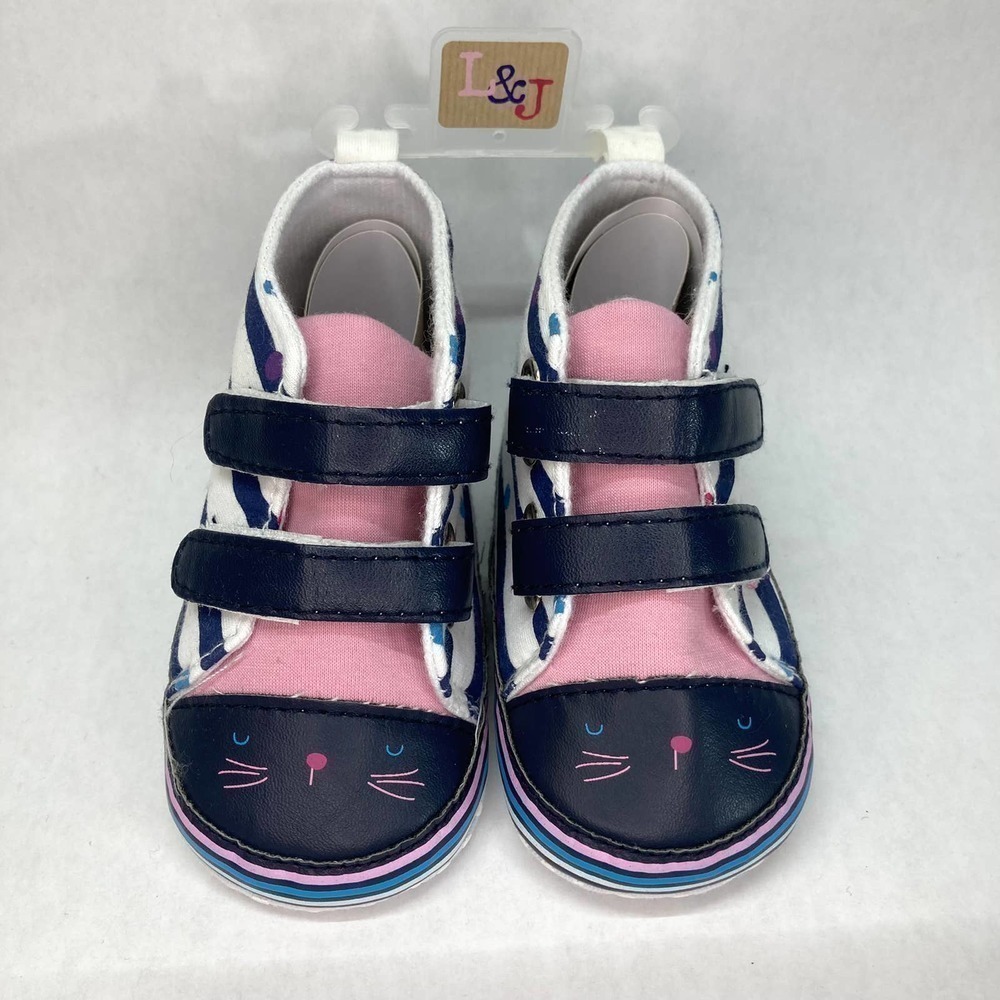 L & J Kitty Face Stripes And Polka Dots Soft Crib Shoes Baby Girl Size 6-12 mos